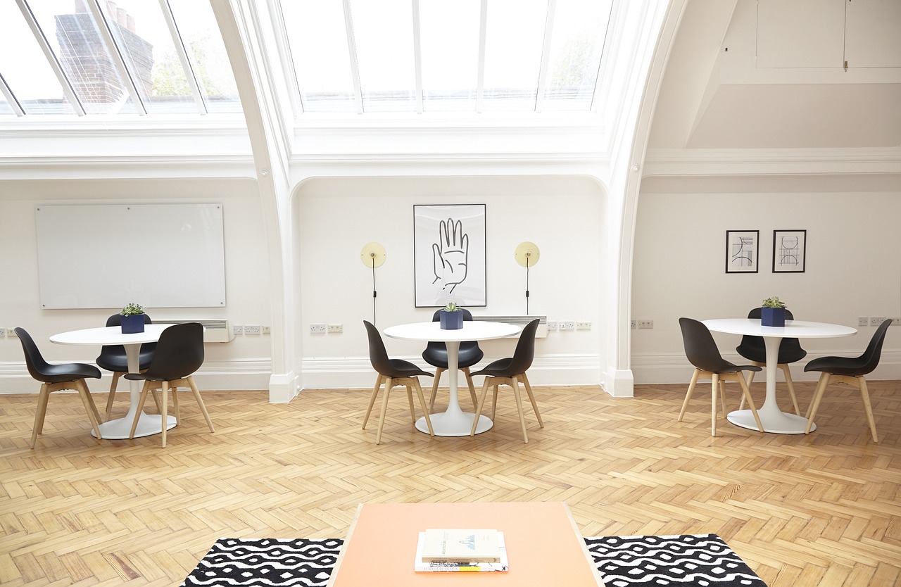The Benefits of Hiring a Professional for Your Home Decor Consultation
